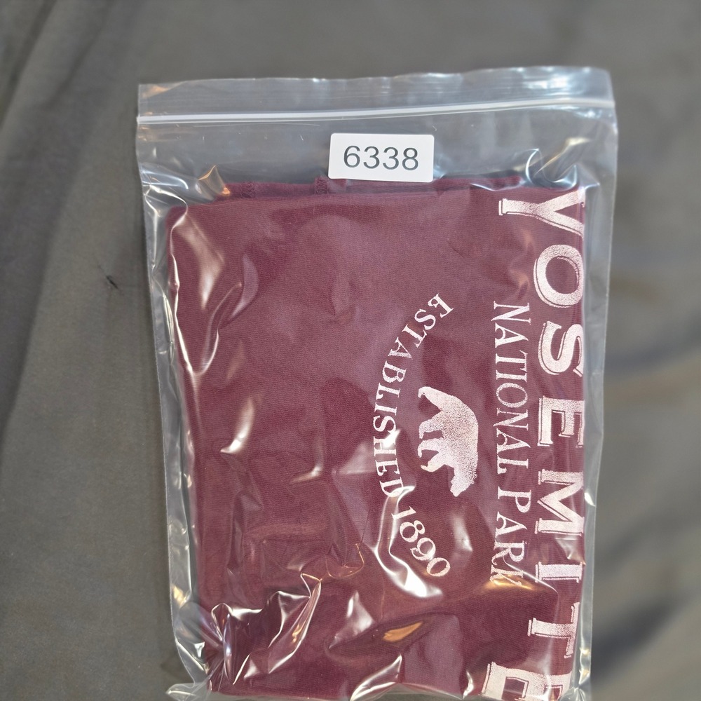 Delta Yosemite National Park Graphic T-Shirt Maroon Mens 2XL Half Dome Tee - Picture 7 of 7